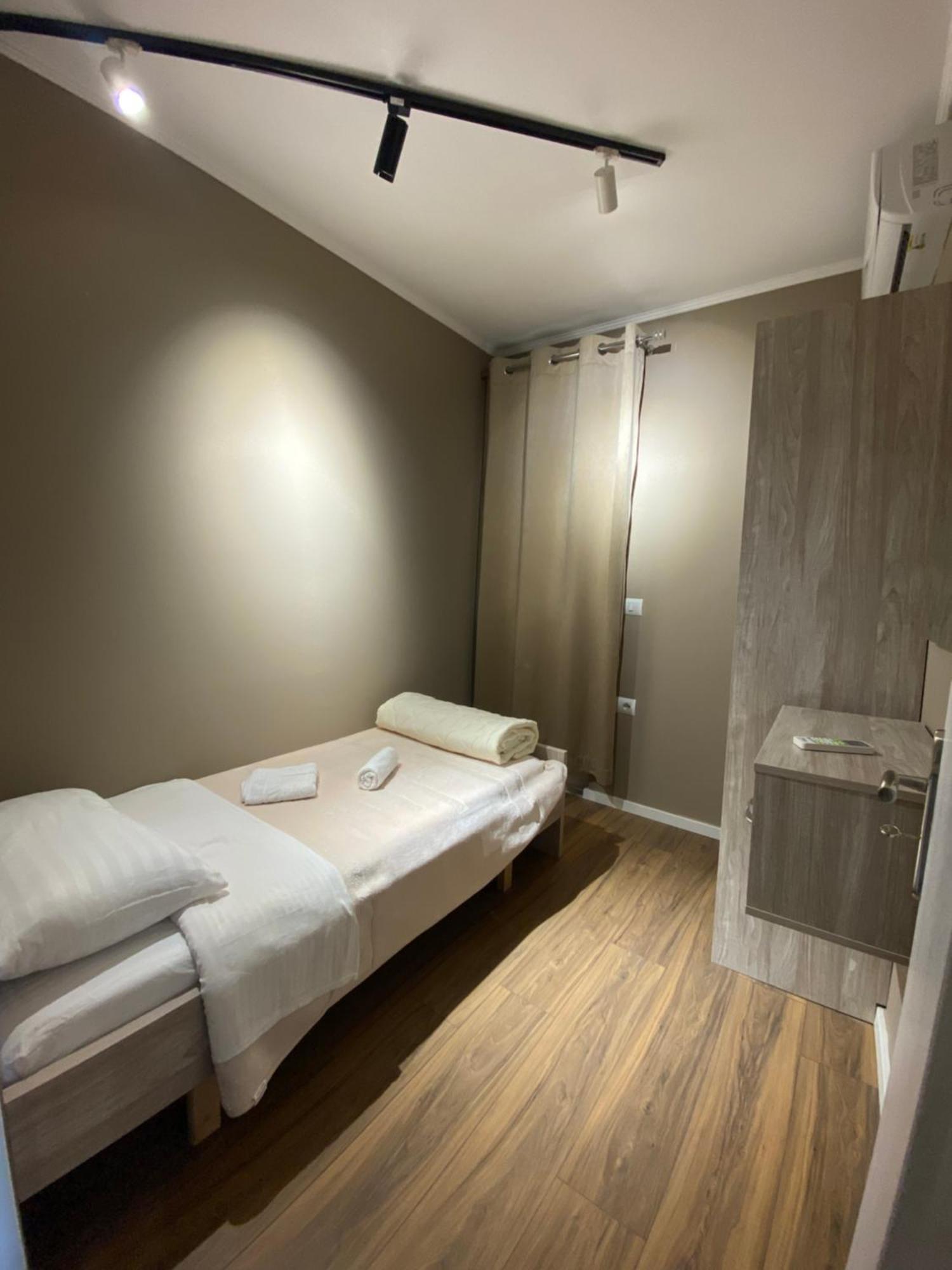 Novs Apartment3 Gjirokastër Eksteriør billede